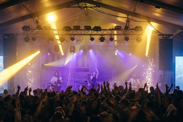 4:45pm - 5:30pm Fee Fee & The Sentiments